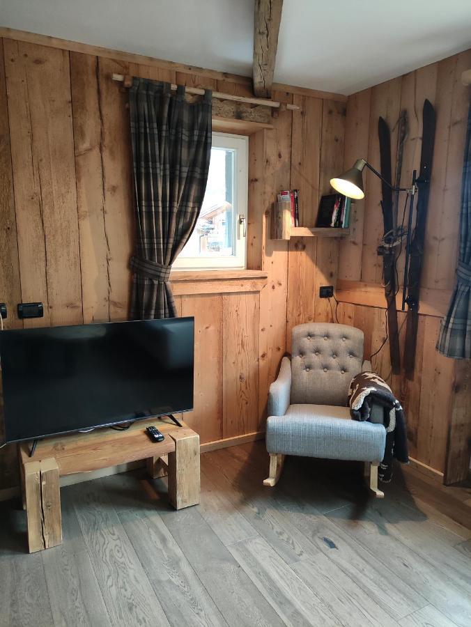 La Tana Dell'Orso Apartment กัมปีเตลโลดีฟัสซา ภายนอก รูปภาพ