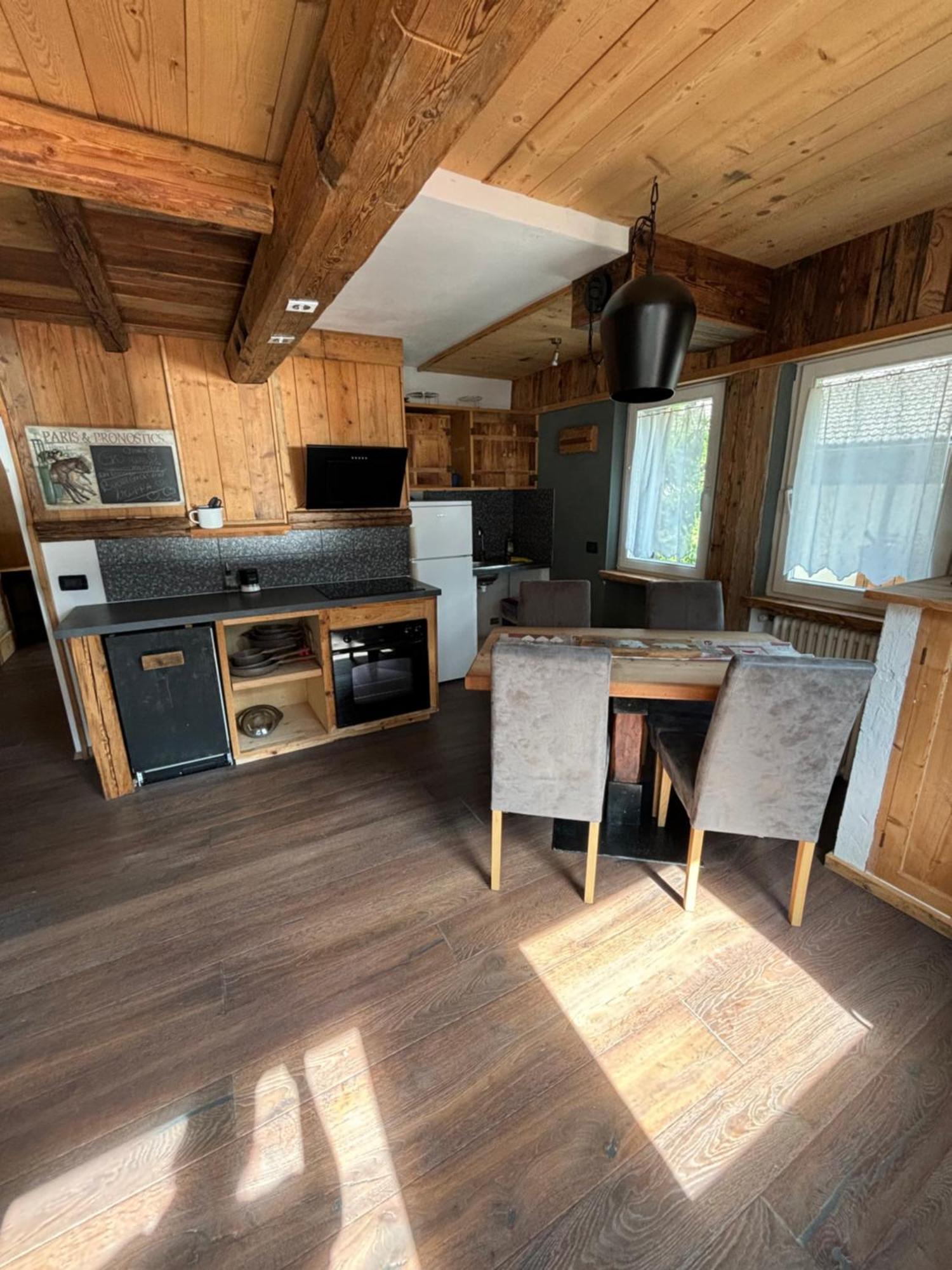 La Tana Dell'Orso Apartment กัมปีเตลโลดีฟัสซา ภายนอก รูปภาพ